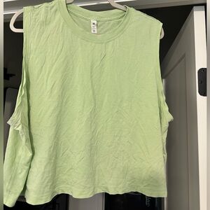Lululemon crop tank